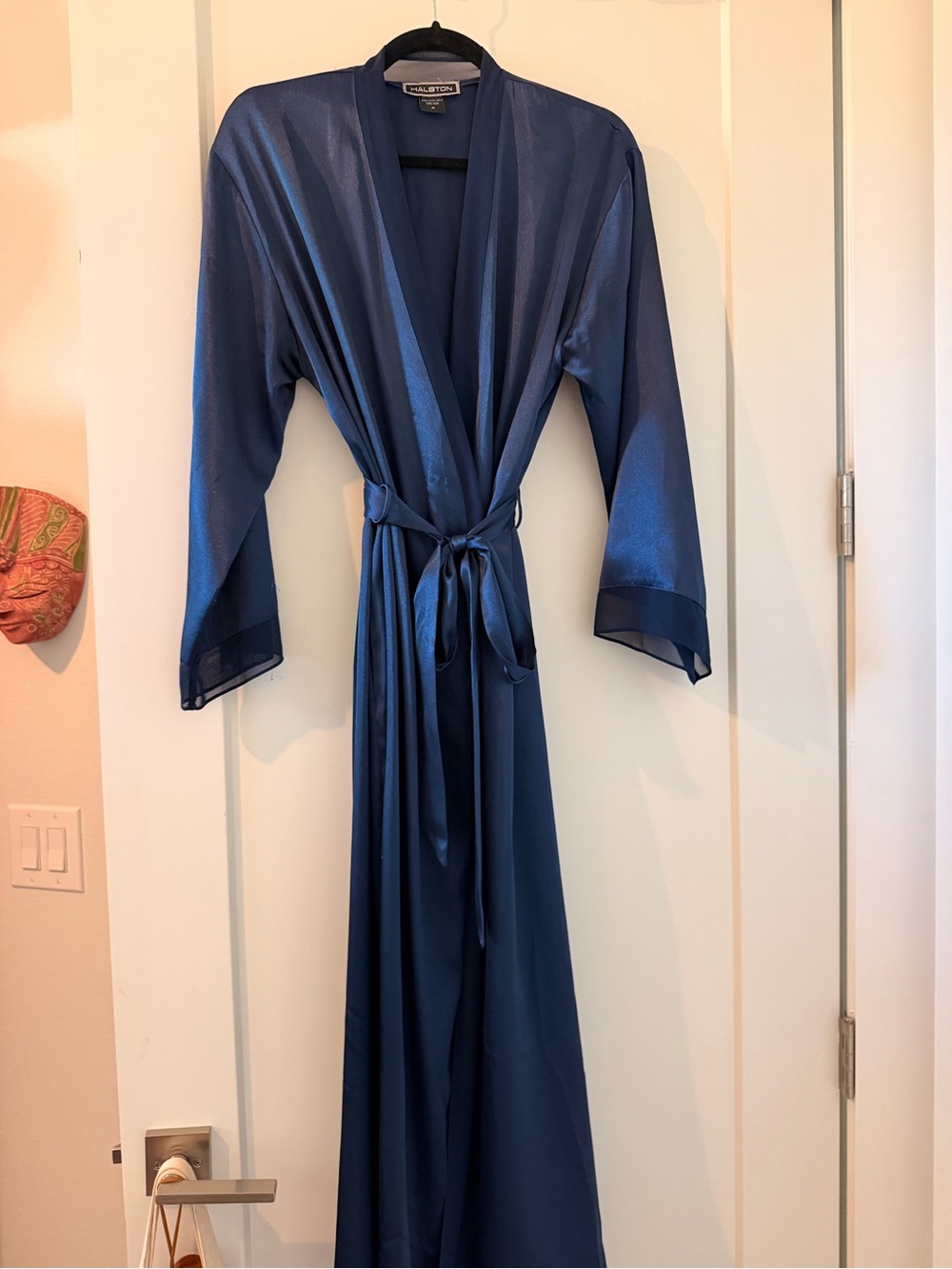 Halston Sz M Navy Satin Long Kimono Robe with Self Tie